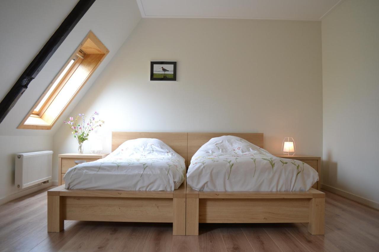 B&B Boerderij De Tempel Greonterp Экстерьер фото